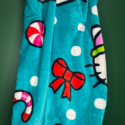 Sanrio Hello Kitty Teal Peppermint Ribbon Christmas Plush Throw Blanket 60 x 70 Inches